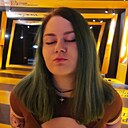 Знакомства: Вета, 20 лет, Санкт-Петербург