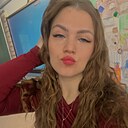 Знакомства: Ксения, 23 года, Киров