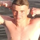 Знакомства: Максим, 19 лет, Смолевичи