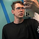 Знакомства: Денис, 25 лет, Новозыбков