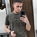 Знакомства: Максим, 24 года, Петропавловск