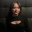 Знакомства: Эля, 20 лет, Тюмень