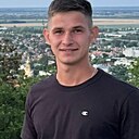 Знакомства: Максим, 25 лет, Пинск