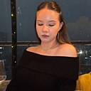Знакомства: Алиночка, 19 лет, Санкт-Петербург