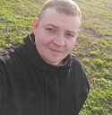 Знакомства: Александр, 31 год, Брянск