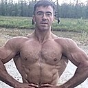 Знакомства: Макс, 27 лет, Белоярский