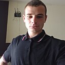 Знакомства: Олег, 23 года, Владивосток
