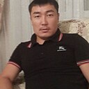 Знакомства: Виктор, 32 года, Элиста