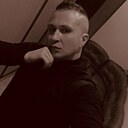 Знакомства: Денис, 35 лет, Лунинец