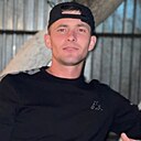 Знакомства: Vitalii, 37 лет, Караганда