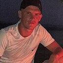 Знакомства: Денис, 30 лет, Бахчисарай