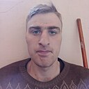 Знакомства: Максим, 19 лет, Ивенец