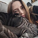 Знакомства: Ксения, 28 лет, Северск