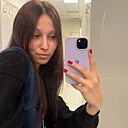 Знакомства: Алина, 25 лет, Санкт-Петербург