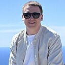 Знакомства: Антон, 32 года, Симферополь