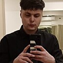 Знакомства: Денис, 25 лет, Киров