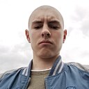 Знакомства: Павел, 18 лет, Минск
