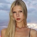 Знакомства: Лиза, 19 лет, Москва