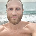 Знакомства: Дмитрий, 29 лет, Керчь
