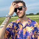 Знакомства: Максим, 24 года, Боготол