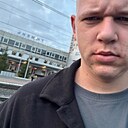 Знакомства: Александр, 19 лет, Тюмень