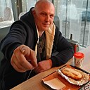 Знакомства: Павел, 28 лет, Новотроицк