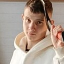 Знакомства: Дмитрий, 18 лет, Москва