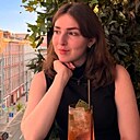 Знакомства: Вика, 22 года, Санкт-Петербург