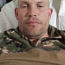 Знакомства: Артем, 36 лет, Макеевка