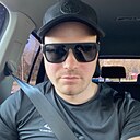 Знакомства: Максим, 33 года, Симферополь