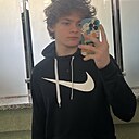 Знакомства: Арсений, 22 года, Пинск
