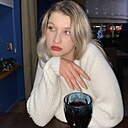 Знакомства: Оля, 20 лет, Псков