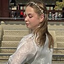 Знакомства: Марго, 22 года, Сургут