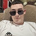 Знакомства: Максим, 23 года, Йошкар-Ола