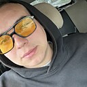 Знакомства: Валера, 23 года, Оренбург