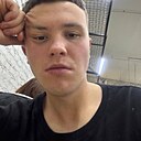 Знакомства: Максим, 22 года, Жлобин