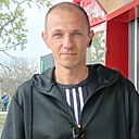 Знакомства: Вовчик, 37 лет, Луганск