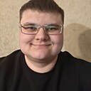 Знакомства: Илья, 22 года, Могилев