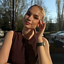Знакомства: Виктория, 18 лет, Казань