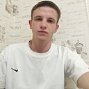 Знакомства: Владосик, 21 год, Тюмень