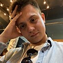 Знакомства: Макс, 23 года, Москва