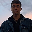 Знакомства: Олег, 21 год, Вологда