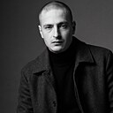 Знакомства: Артём, 27 лет, Луганск