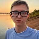 Знакомства: Владислав, 20 лет, Саратов