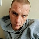 Знакомства: Роман, 35 лет, Курильск