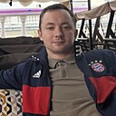 Знакомства: Рома, 26 лет, Екатеринбург