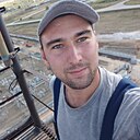 Знакомства: Артем, 29 лет, Каневская