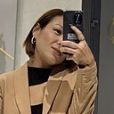 Знакомства: Lora, 31 год, Тбилиси