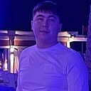 Знакомства: Питер Паркер, 29 лет, Шымкент