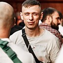 Знакомства: Алешка, 26 лет, Узловая